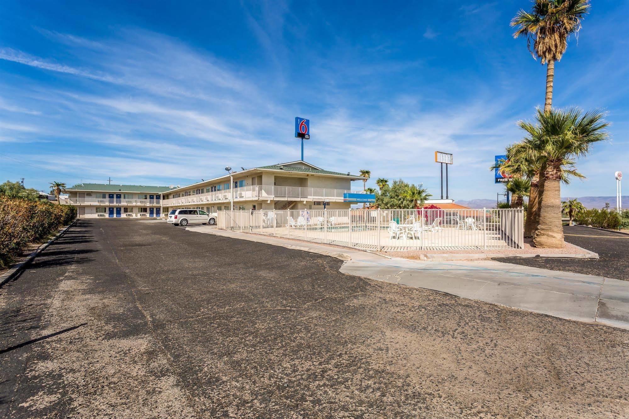Motel 6-Needles, Ca Exterior photo